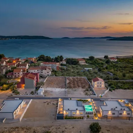 Ibiza *
